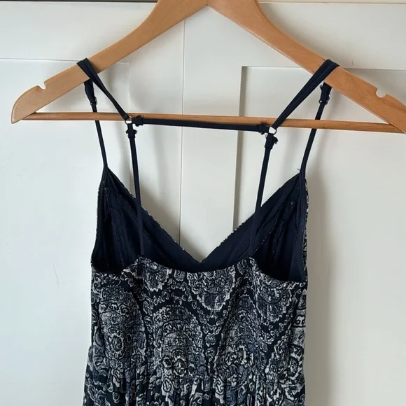 Hollister Women's Strappy Paisley Blue White Dress Small - Picture 5 of 9
